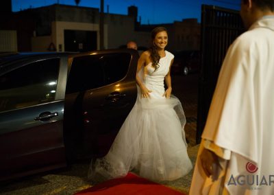 Novia llegando a la boda